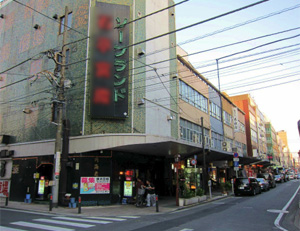 横浜・福富町