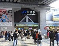 京橋駅前